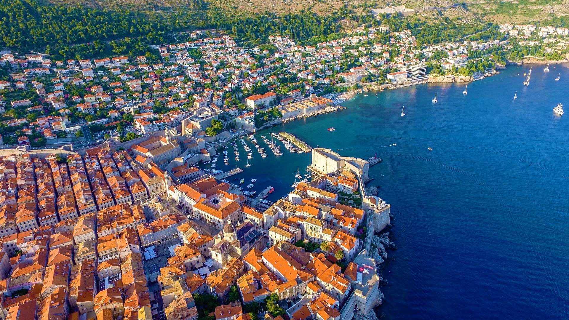 dubrovnik-2247300_1920