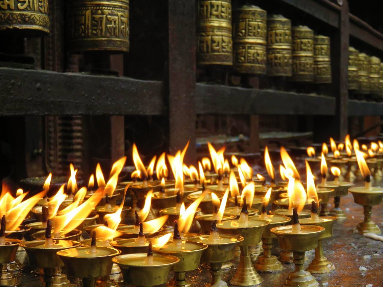 candles-1658811_1280